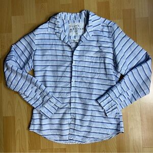 Frank & Eileen Barry Signature Crinkle Light Blue and White Striped Button Shirt